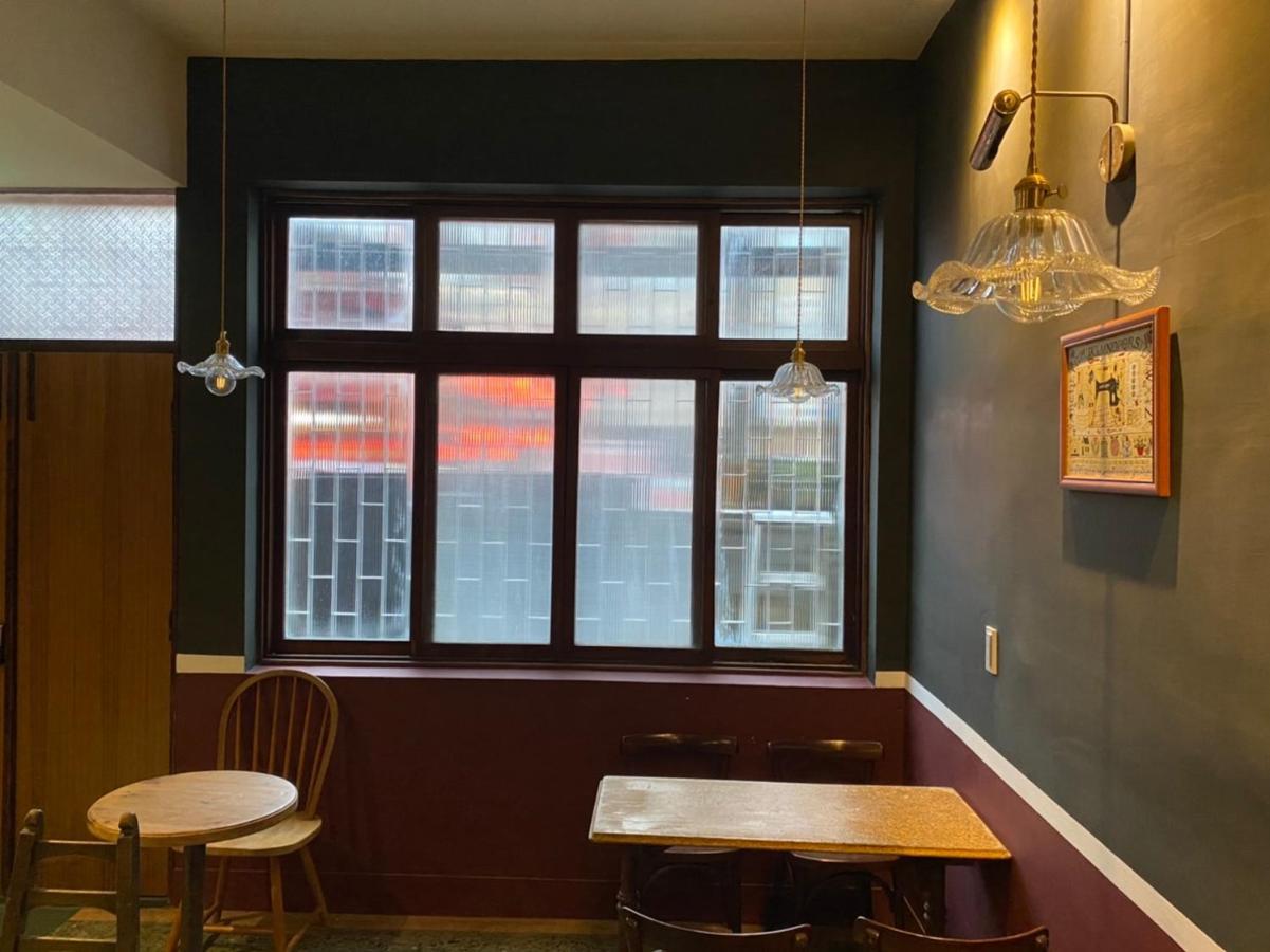 良文旅2館Ryou Hotel Vintage - II Tainan Extérieur photo