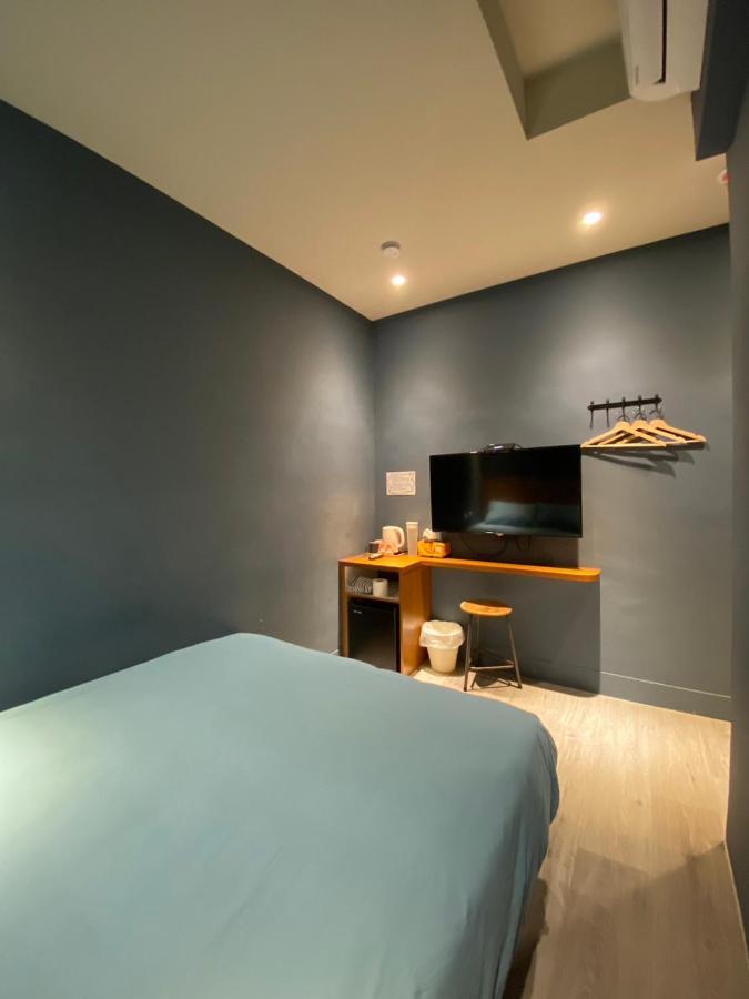 良文旅2館Ryou Hotel Vintage - II Tainan Extérieur photo